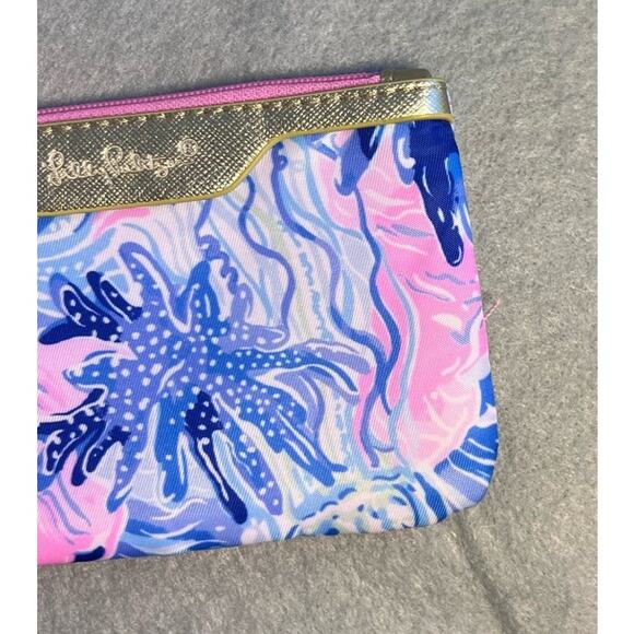 Lilly Pulitzer Zip ID Case Coin Pouch Card Holder Keychain Pink Blue Floral - Picture 2 of 8